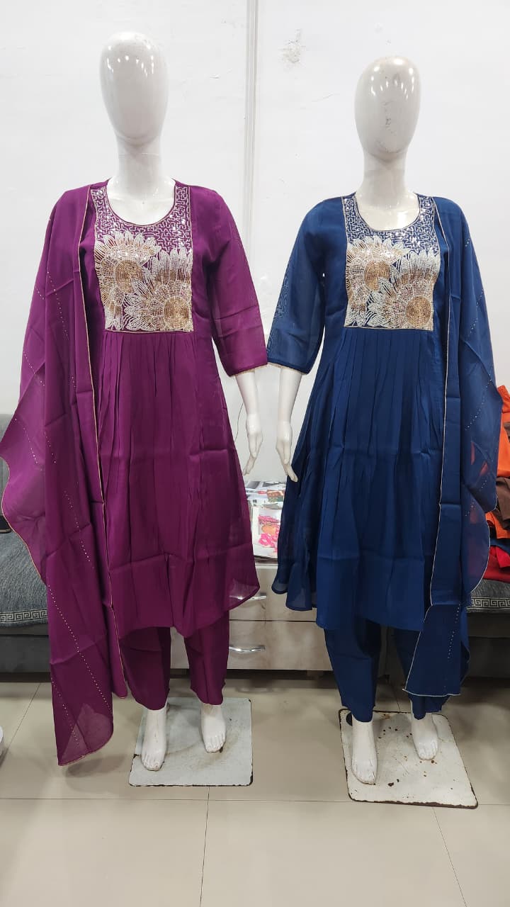 1776 To 1779 By Ossm Style Chinon Hand Work Kurtis Set Size Combo
